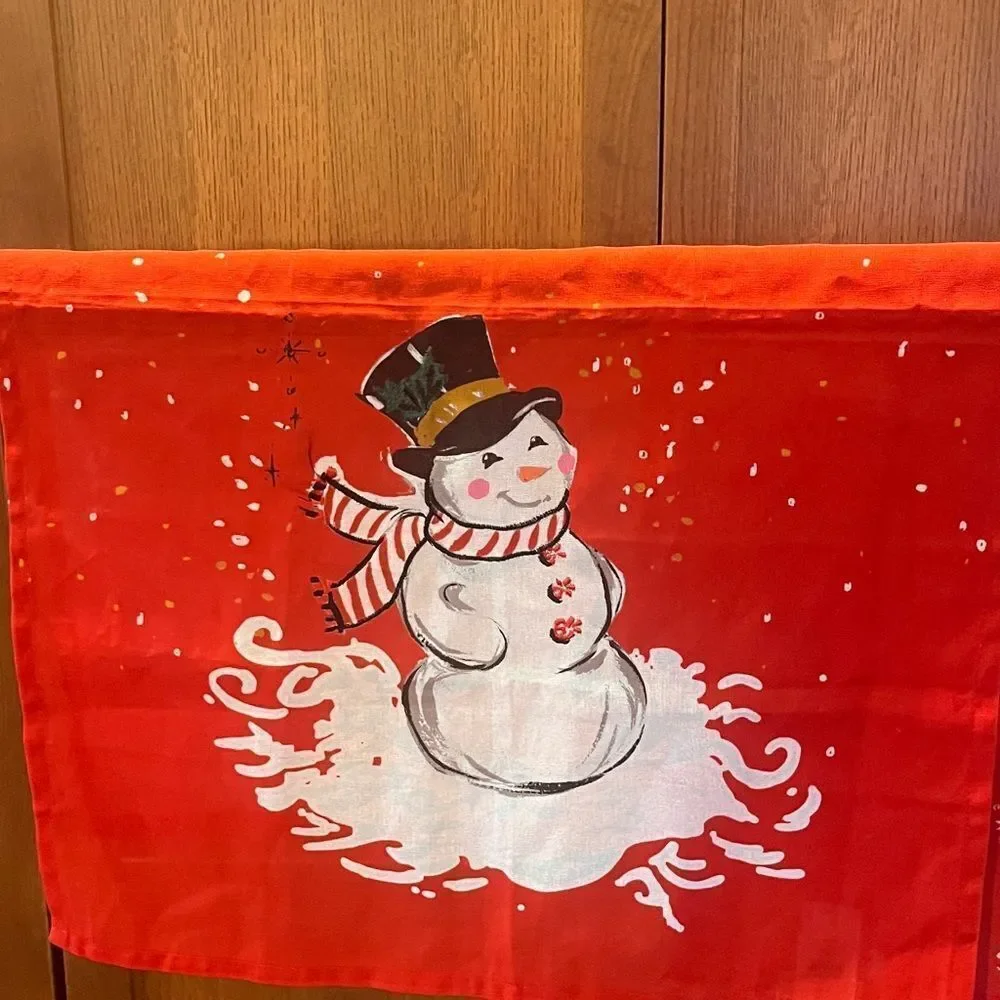 Sur La Table Red & White Kitchen Towels Embroidered Snowman & Snowflakes NWOT